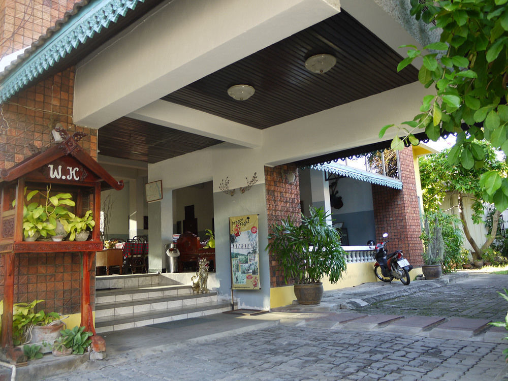 Wiriya House Ostello Chiang Mai Esterno foto